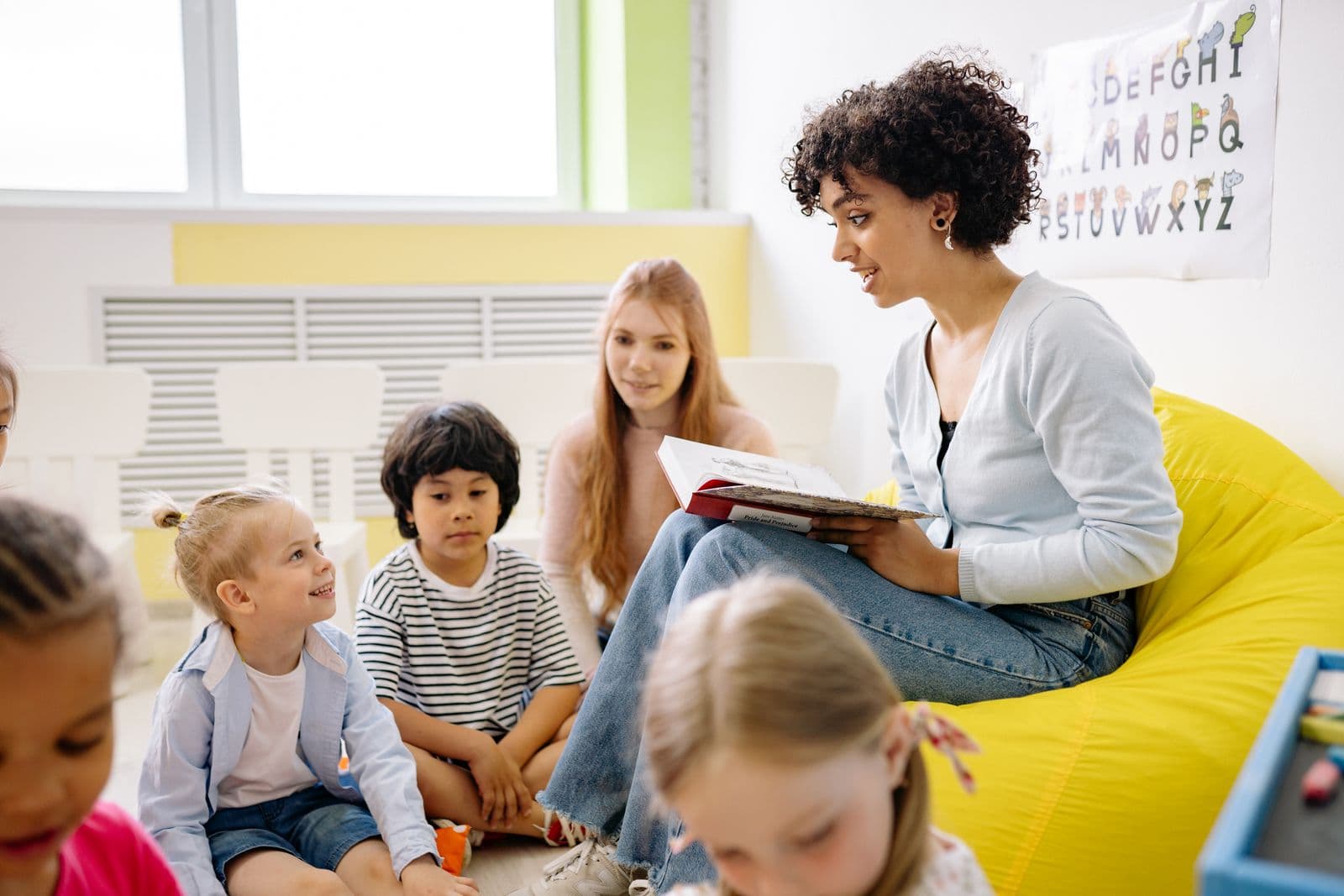 Early childhood educators in a childcare first aid learning setting